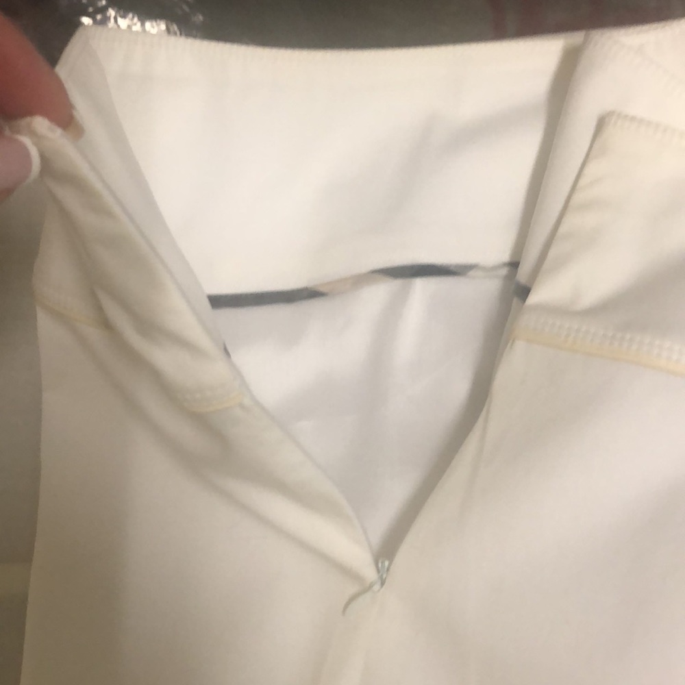 NWOT Burberry White High Waist Skirt - Picture 4 of 10